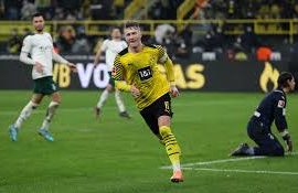 Dortmund vence Gladbach em jogo de cinco gols na Bundesliga