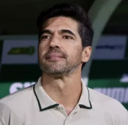 Jornalista discorda de Abel Ferreira: ‘Esqueceu do Arrascaeta’