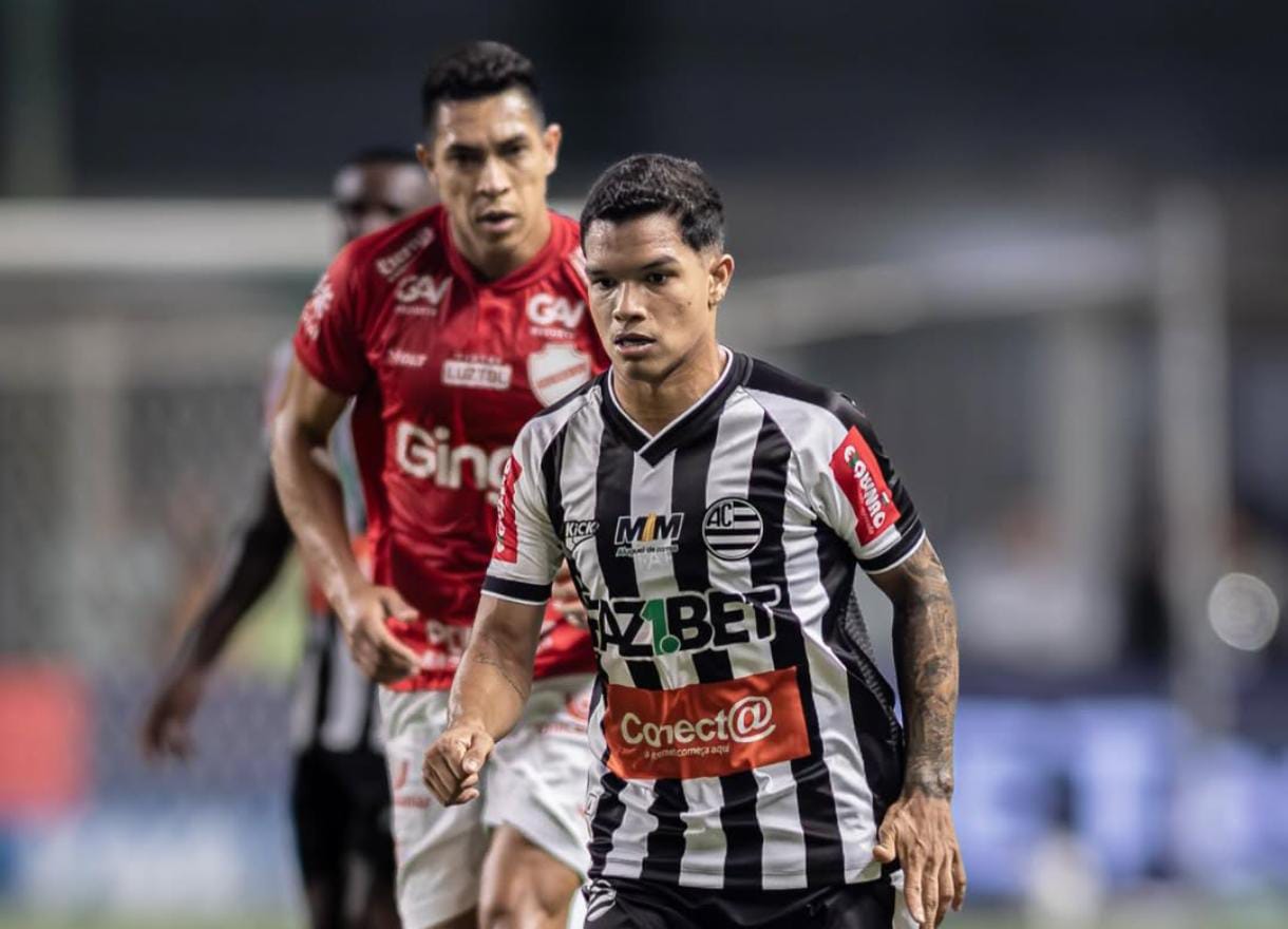 Vila Nova vence o Athletic Club e assumi liderança da Série B do Brasileirão