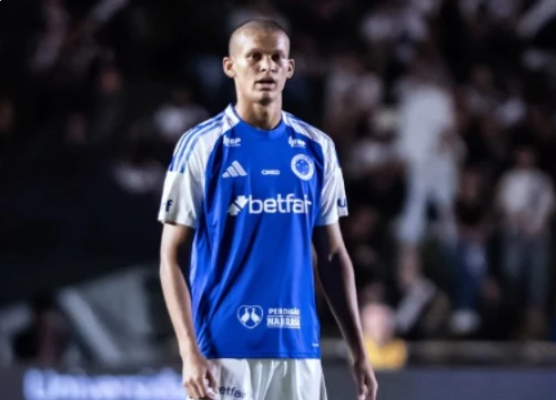 Zagueiro piauiense Janderson sofre lesão séria e preocupa Cruzeiro