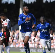 Virada relâmpago do Everton silencia Craven Cottage
