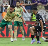 Palmeiras supera o Ceará fora de casa e leva vantagem na Copa do Brasil