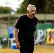 Técnico Arnaldo Lira deixa o comando do Parnahyba após derrota na Série D