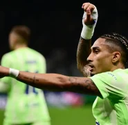 Reação de Raphinha após eliminação do Barcelona na Champions repercute