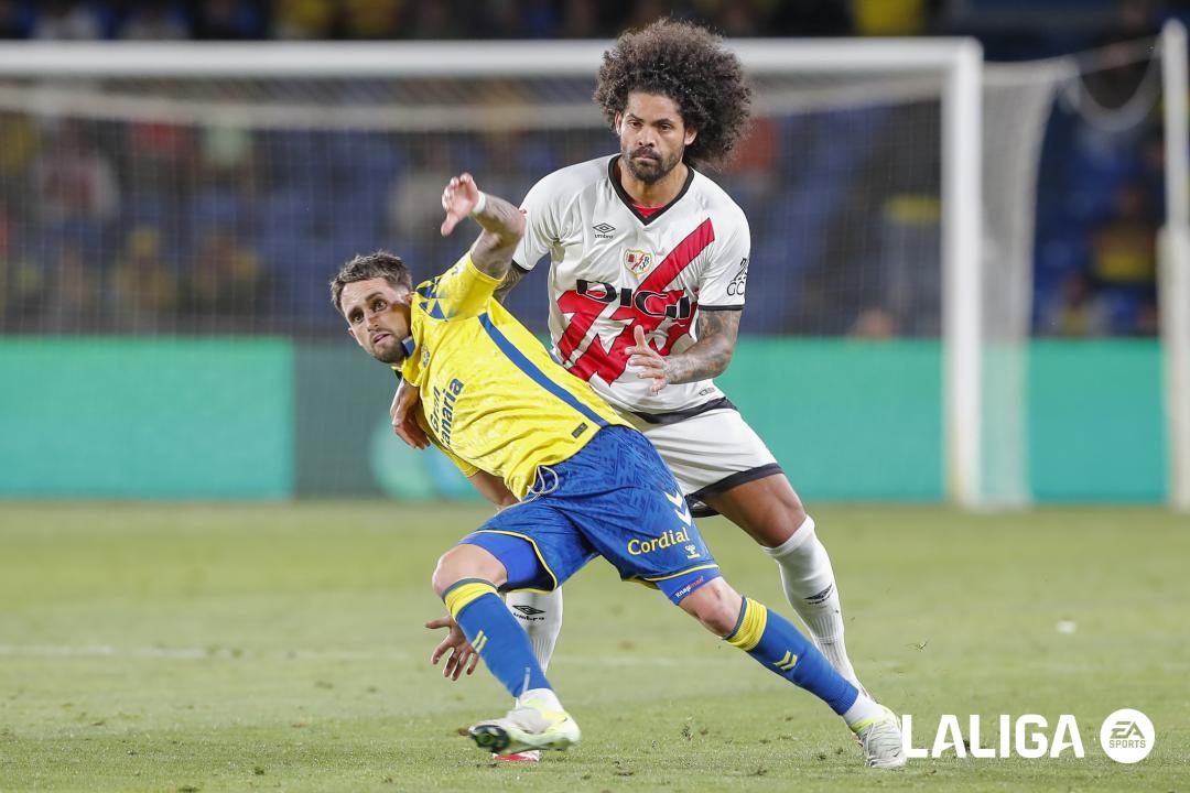 Rayo Vallecano afunda o Las Palmas em confronto direto