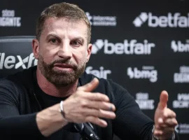 Vasco: Edmundo é excluído de grupo político e quer tirar Pedrinho da presidência