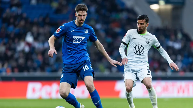 Wolfsburg e Hoffenheim dividi pontos no Wolfsburg Arena