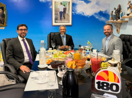 Rafael Fonteles, Marcelo Nolleto e Pedro Rocha participam do Café 180 com Helder Eugênio